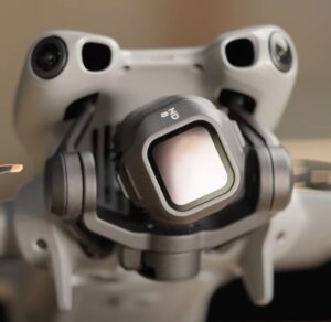 DJI Mini 5 Pro mit drehbarem Kamera-Sensor
